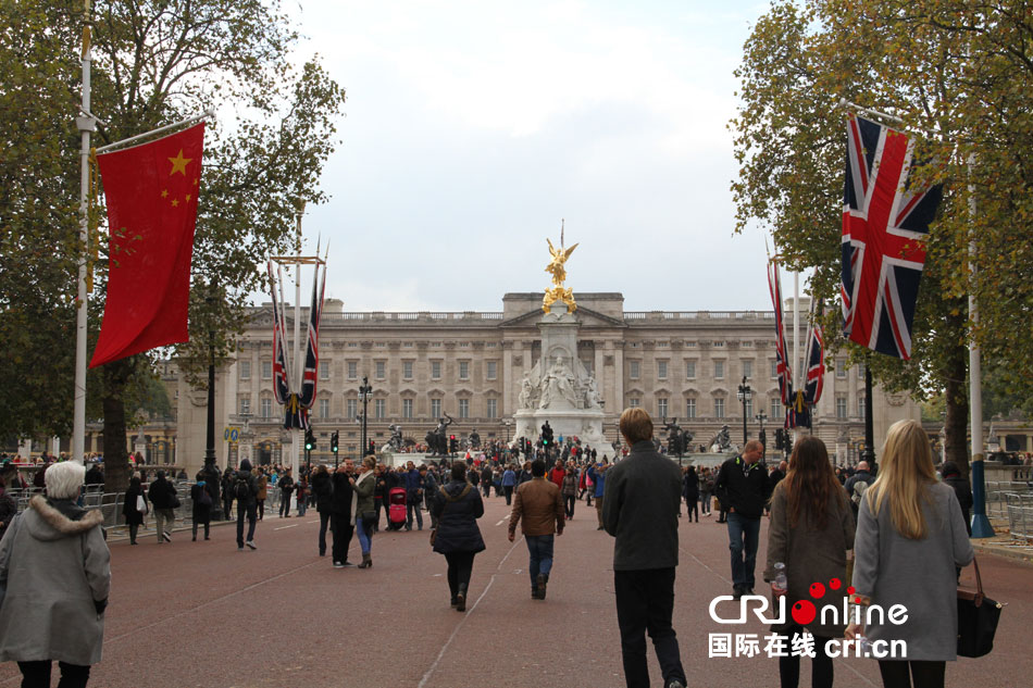 英国欢迎习近平主席到访 伦敦充满中国味(高