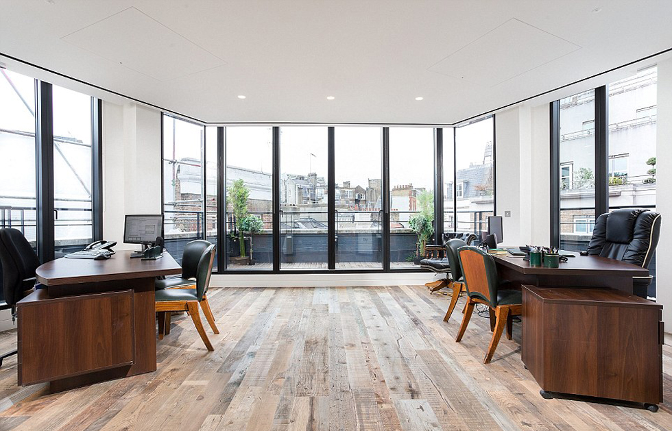 揭秘伦敦最豪华写字楼 内设黄金马桶(高清组图