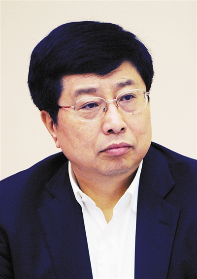 周厚健发内部邮件批下属为上级拎包|周厚健|邮