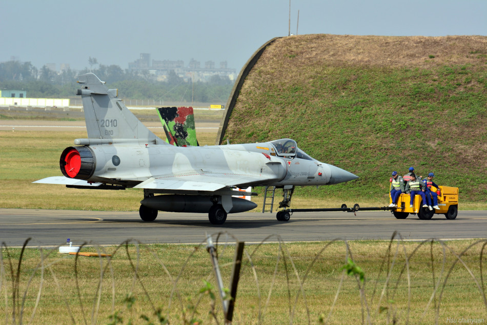 2020年台湾占大陆GDP_大陆与台湾的图片(2)