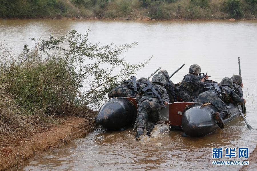 印曝光中印边界部队对峙旧视频 中方表现克制