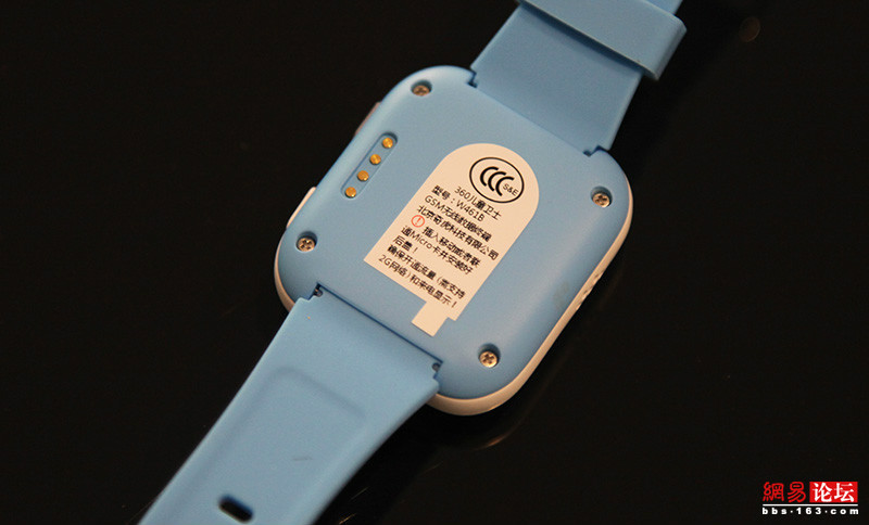 可以打电话的儿童智能手表--360儿童手表三代