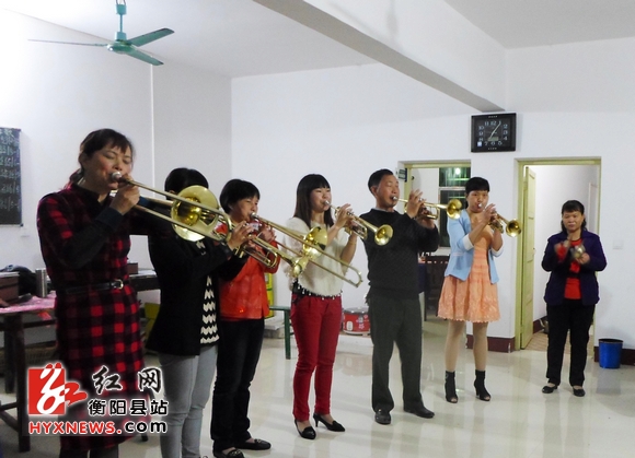 衡阳县农民女子管乐队120天吹响幸福乡村生活