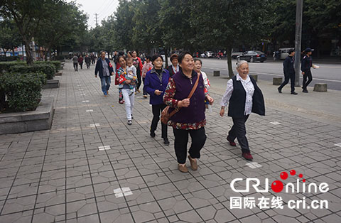 成都武侯吹响公益集结号 72个微创投项目让爱