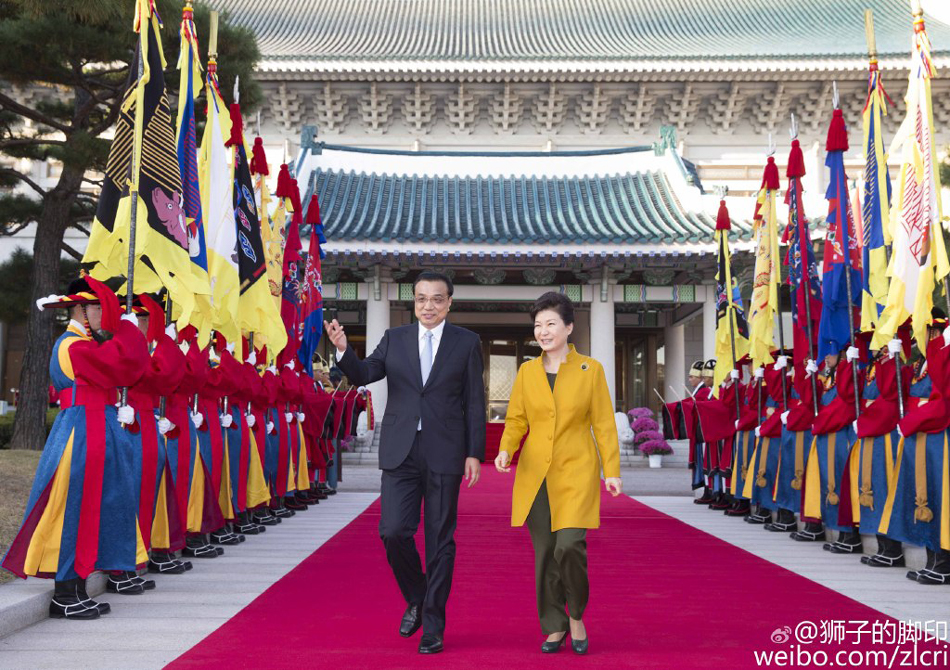 李克强访韩首场活动:传统与现代融合的欢迎仪