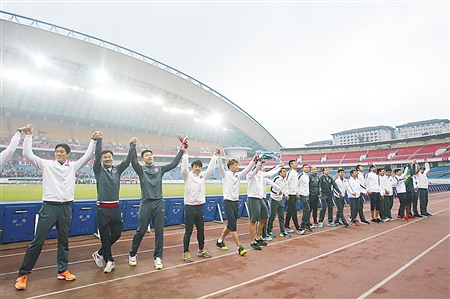  中超 收官力帆获第八名  恒大五连冠  人和降级|恒