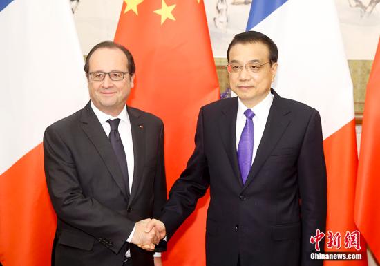 11月3日，中国国务院总理李克强在北京会见法国总统奥朗德。中新社记者 杜洋 摄