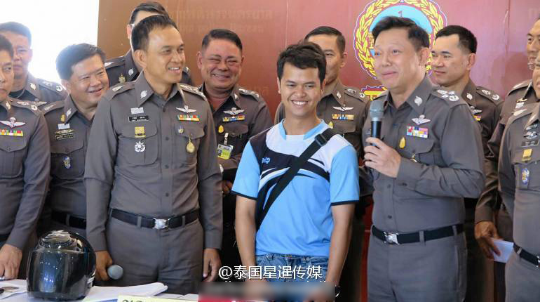 泰国男子谎称飞机有炸弹 狮航取消航班检查行