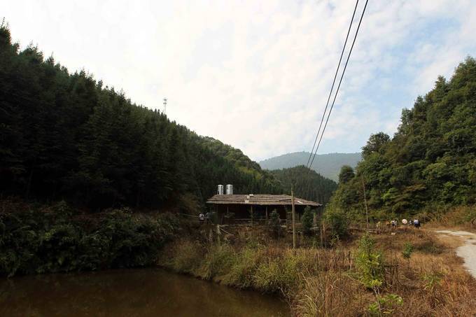 清远破获特大制毒案 毒犯对付警方七绝招被破