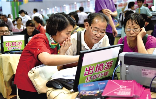 与火爆的出境游相比，国人的出游素养还存在不小差距