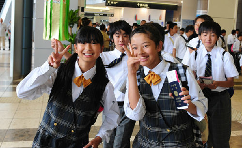 日媒:日本学生留学为何会舍弃美国并转向首选