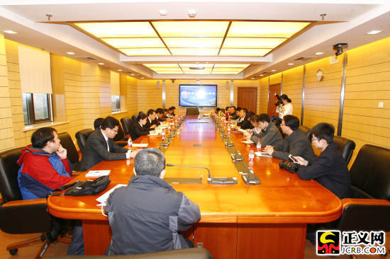 北京特色法庭博友行:带着计算器开会的金融街