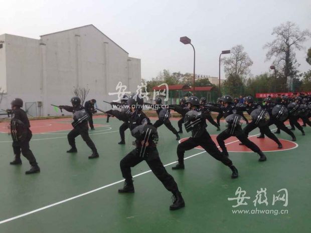 戒毒所警戒护卫高手过招 应对满负荷收治风险