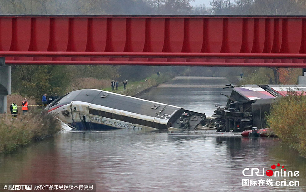 法国斯特拉斯堡发生高铁脱轨事件(高清组图)|脱