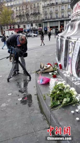资料图:发生恐怖袭击后戒严的巴黎街道。 在法华人黄申平 供图