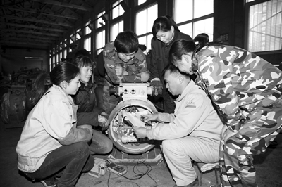 安全培训从课堂搬到车间|能源|培训|车间