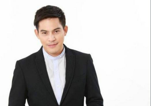 泰国一男明星感染出血性登革热 左脚踝以下被