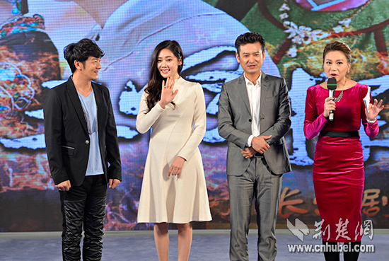 陈浩民秋瓷炫新剧挑战自我 《长安三怪探》12