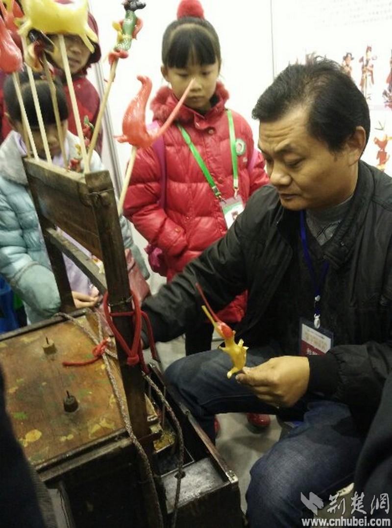天门糖塑现亲子博览会 非遗文化待传承(图)|天