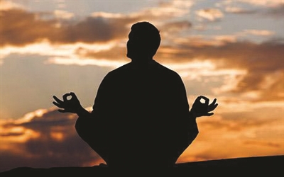 印度监狱推出瑜伽课程 犯人通过考试可减刑|瑜