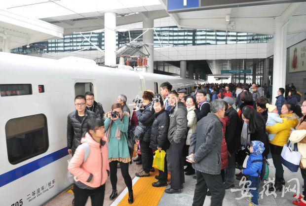记者体验宁安高铁:芜湖到马鞍山仅15分钟|高铁