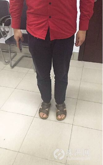 株洲一市民大冬天穿衬衣凉鞋睡凉席(图)|凉鞋|株