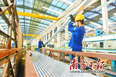 30家北斗星企业纳税额年均增13%