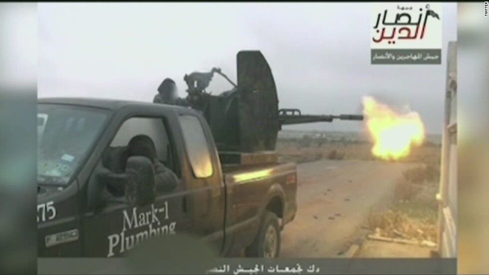 美企售二手车未去标志惹出事 叙极端武装阵地