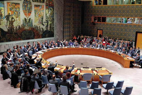 安理会一致通过决议切断IS资金来源