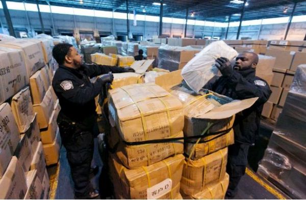 美媒:中国假货质量提高提醒美国海关 战斗还示