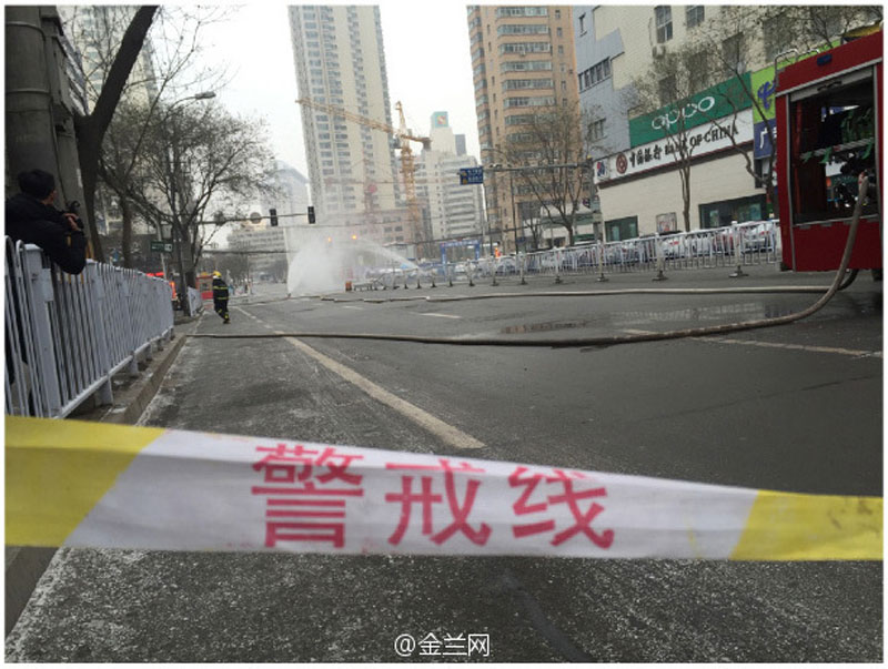 兰州广武门什字发生燃气泄漏(组图)_新浪新闻