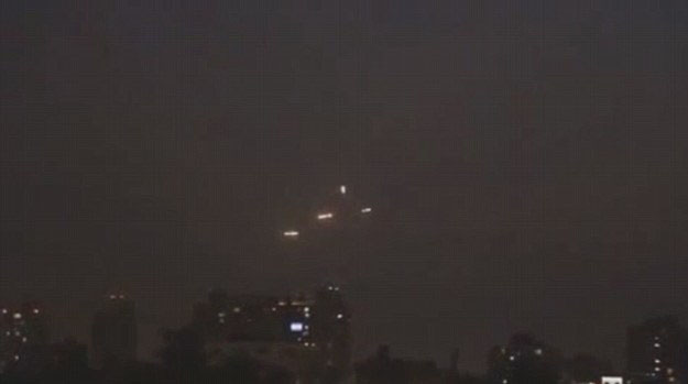 ufo目击视频高清 1ESs-fxmxxyv5067472.jpg