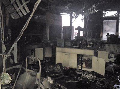 12月18日，清华大学化学系何添楼二楼一实验室爆炸。