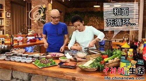 吃着唱着过圣诞 歌手平安的圣诞美食趴