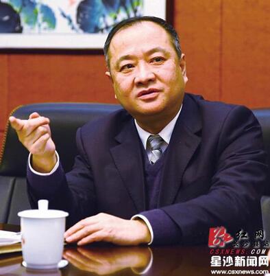 长沙县委副书记,县长张庆红参加安沙代表团讨论.曾诗怡摄