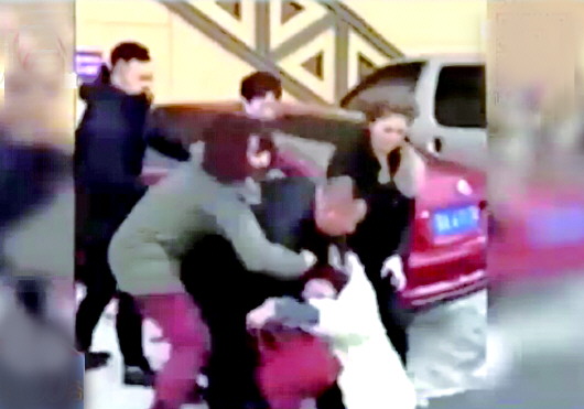 最离奇捉奸记:第三者竟是儿媳_新浪新闻