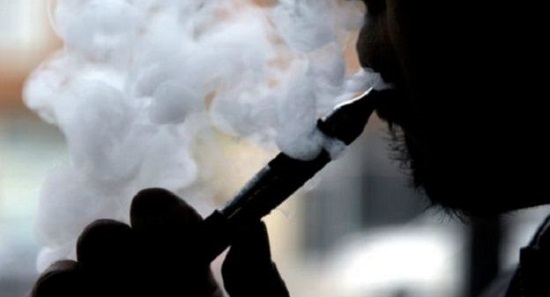德媒:中国烟草价格持续下降 烟民5年增加1500