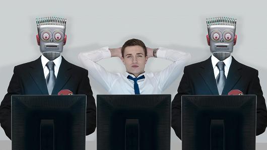 老板也怕机器人抢饭碗了|机器人|分析师|制造业