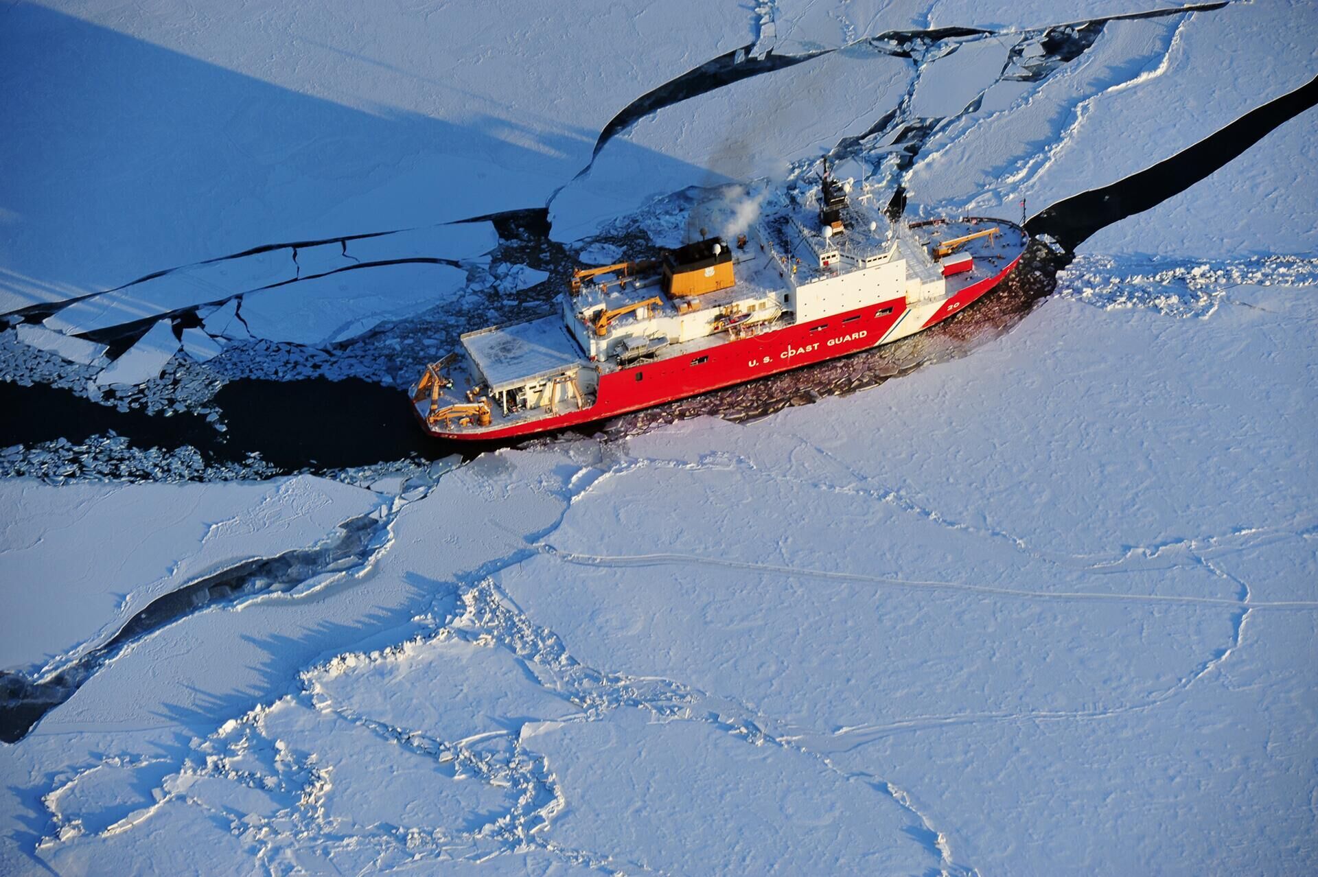 美媒:美需投入更多破冰船否则将输掉北极争夺