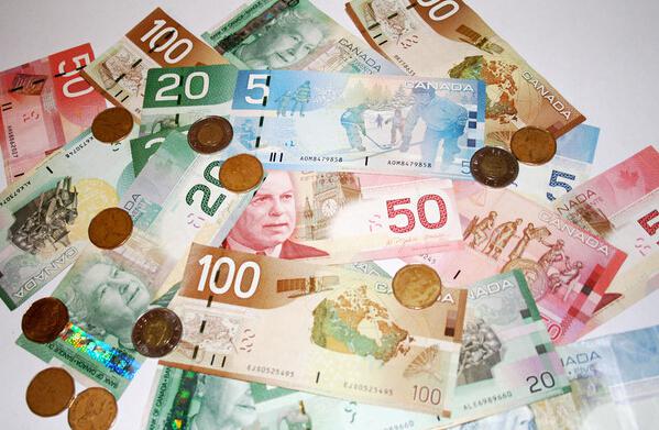 美元兑加元刷新12年高位,后市可能进一步上涨