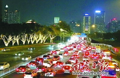 通报逾8万辆非法网约车退出广州调查私家车和