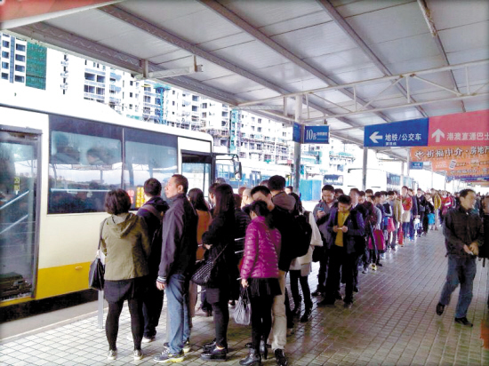 20万祈福新邨人说:帮我们圆地铁之梦