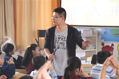 南外仙林有了首位一年级男班主任