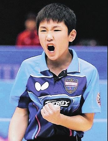 大威胁!12岁归化日本乒乓球神童零封25岁对手
