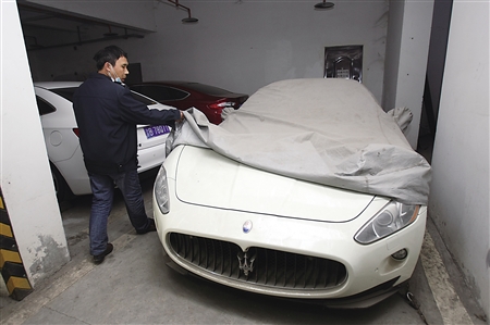 吉林一对情侣同一学校读书 三本毕业证见证爱