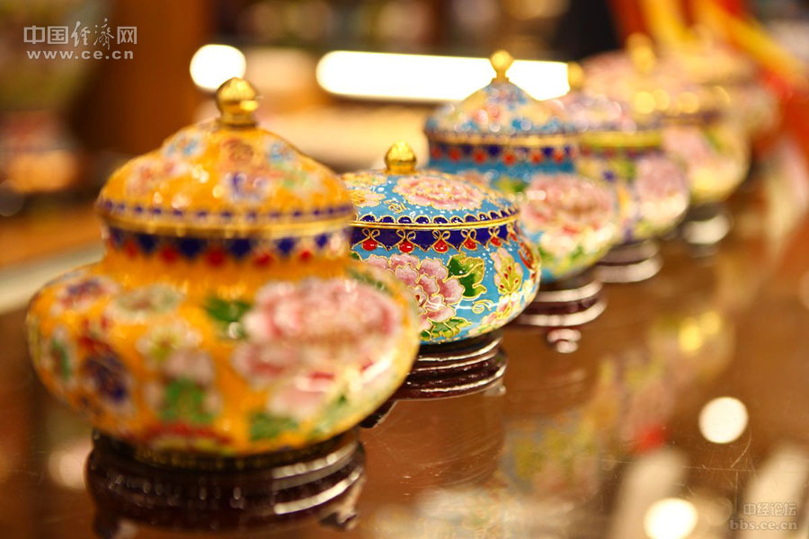 走进北京市珐琅厂 感受景泰蓝之美(组图)