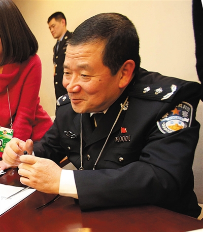 实现资源共享严格停车入位