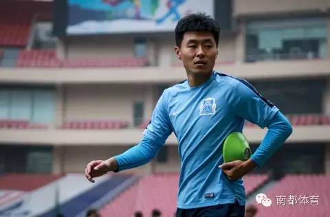 经纪人谈中国球员转会:市场决定价值,本土球员