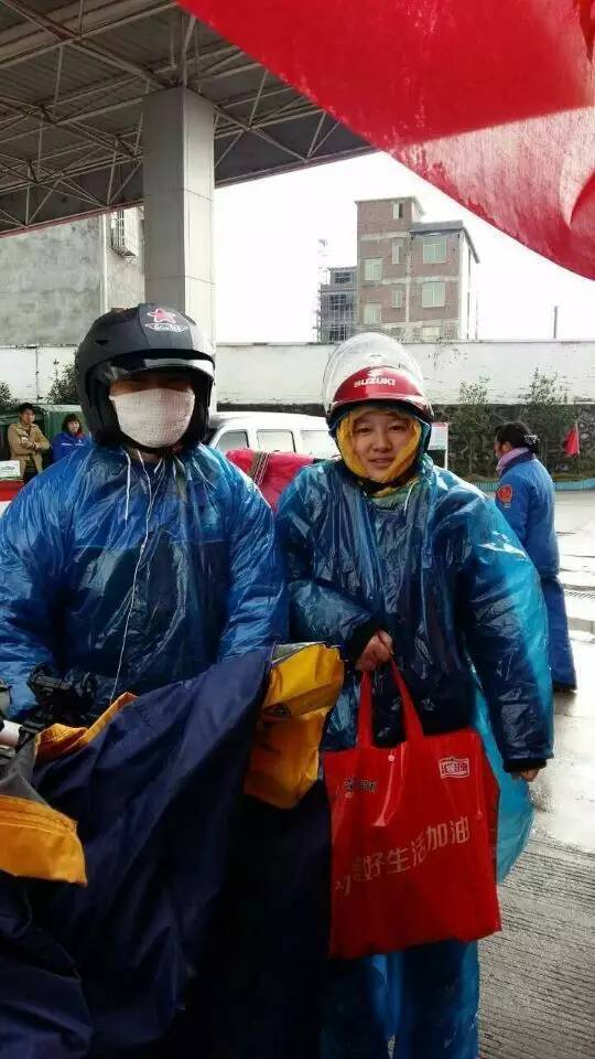 中石化三省接力温暖返乡路 免费加油送保险