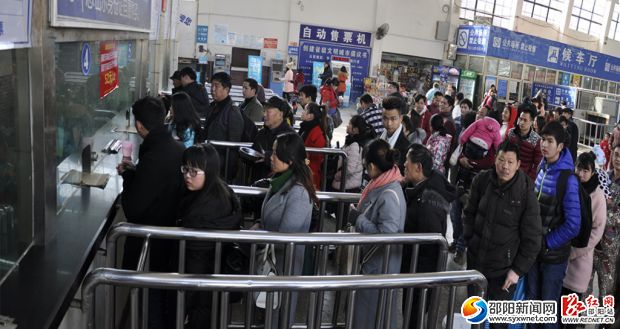 春运首日 邵阳各车站发送旅客平稳有序